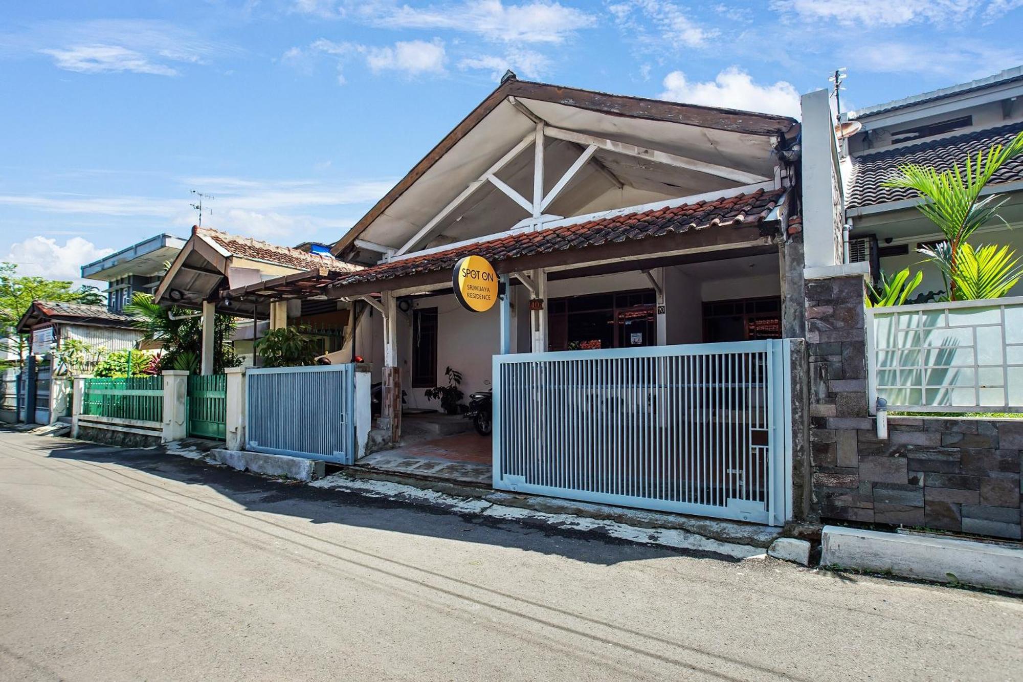 Spot On 91117 Sriwijaya Residence Syariah 반둥 외부 사진